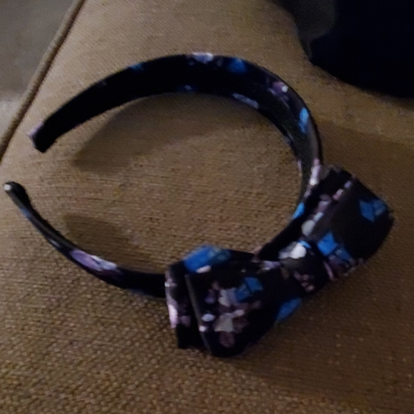 Hot Topic Accessories - Girl headband Hot Topic Accessories - Girl headband